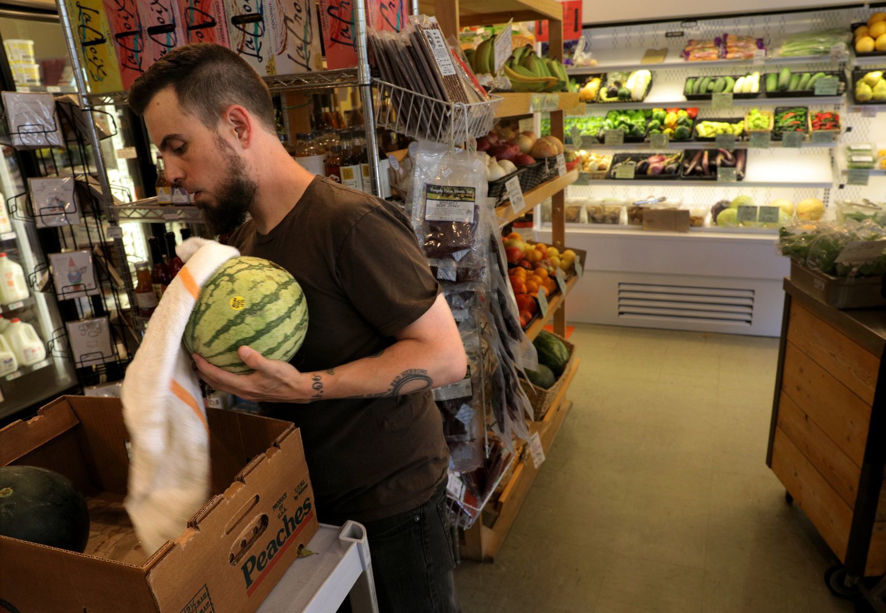 Ugly produce gains market in St. Louis